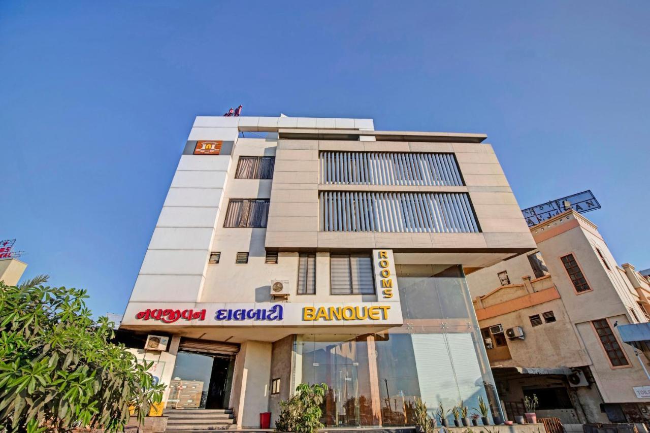 Hotel Navjivan Himatnagar Eksteriør bilde
