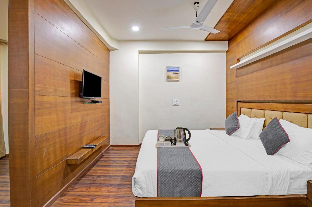 Hotel Navjivan Himatnagar Eksteriør bilde